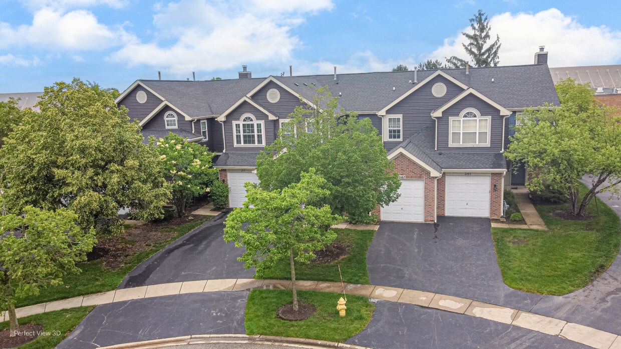 Primary Photo - 2165 Lake Ridge Dr