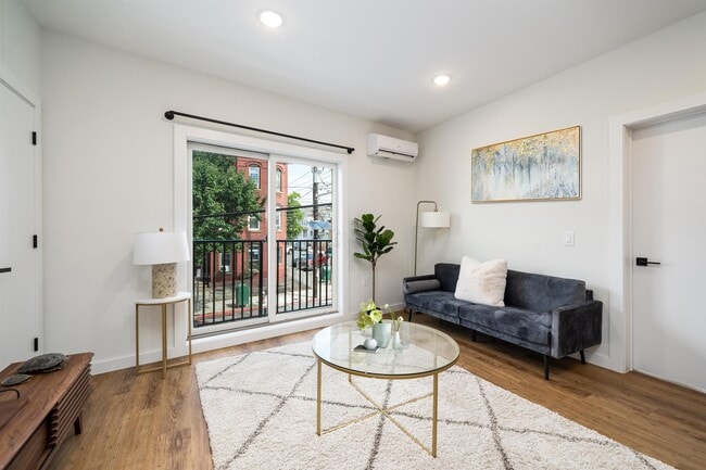 Foto del edificio - 224 Garfield Ave