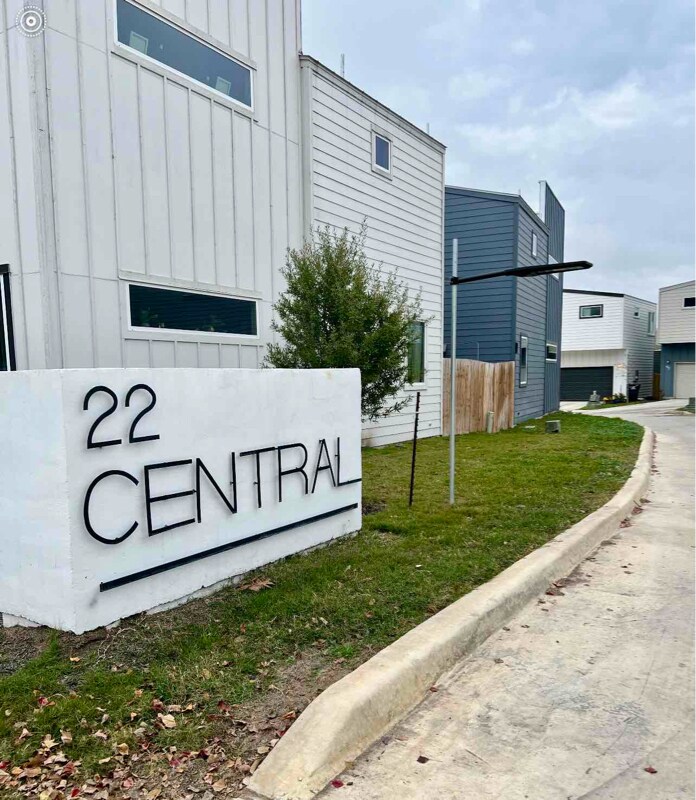 Foto principal - 218 Rainbow Dr