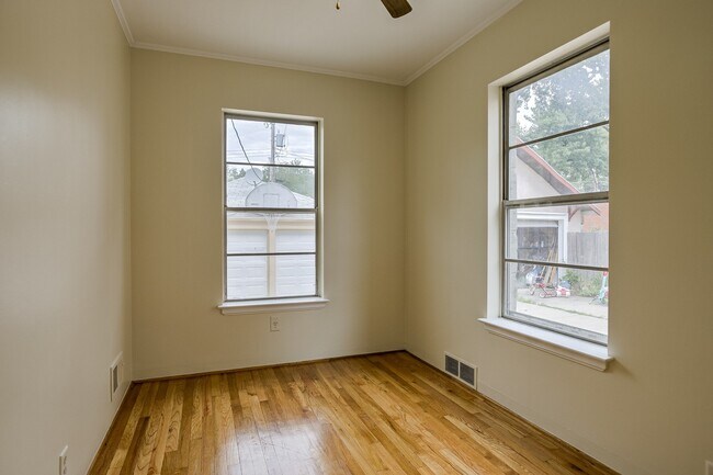 Building Photo - 2030/2034 South St Duplex