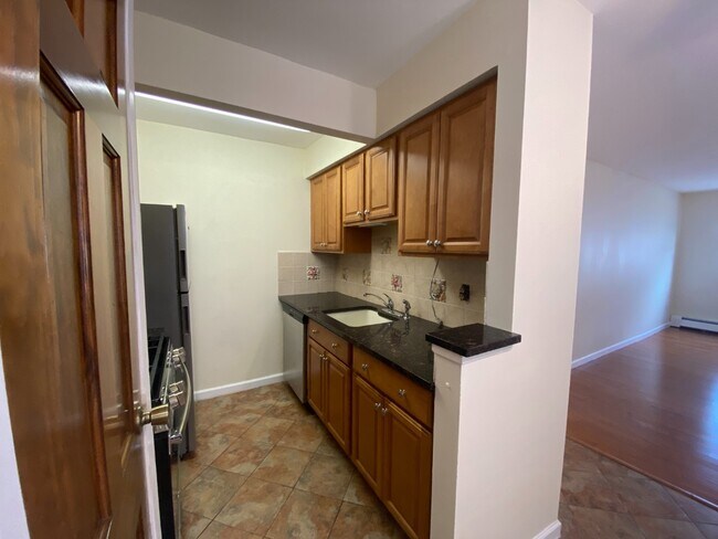 Building Photo - 146 Beach 129th St