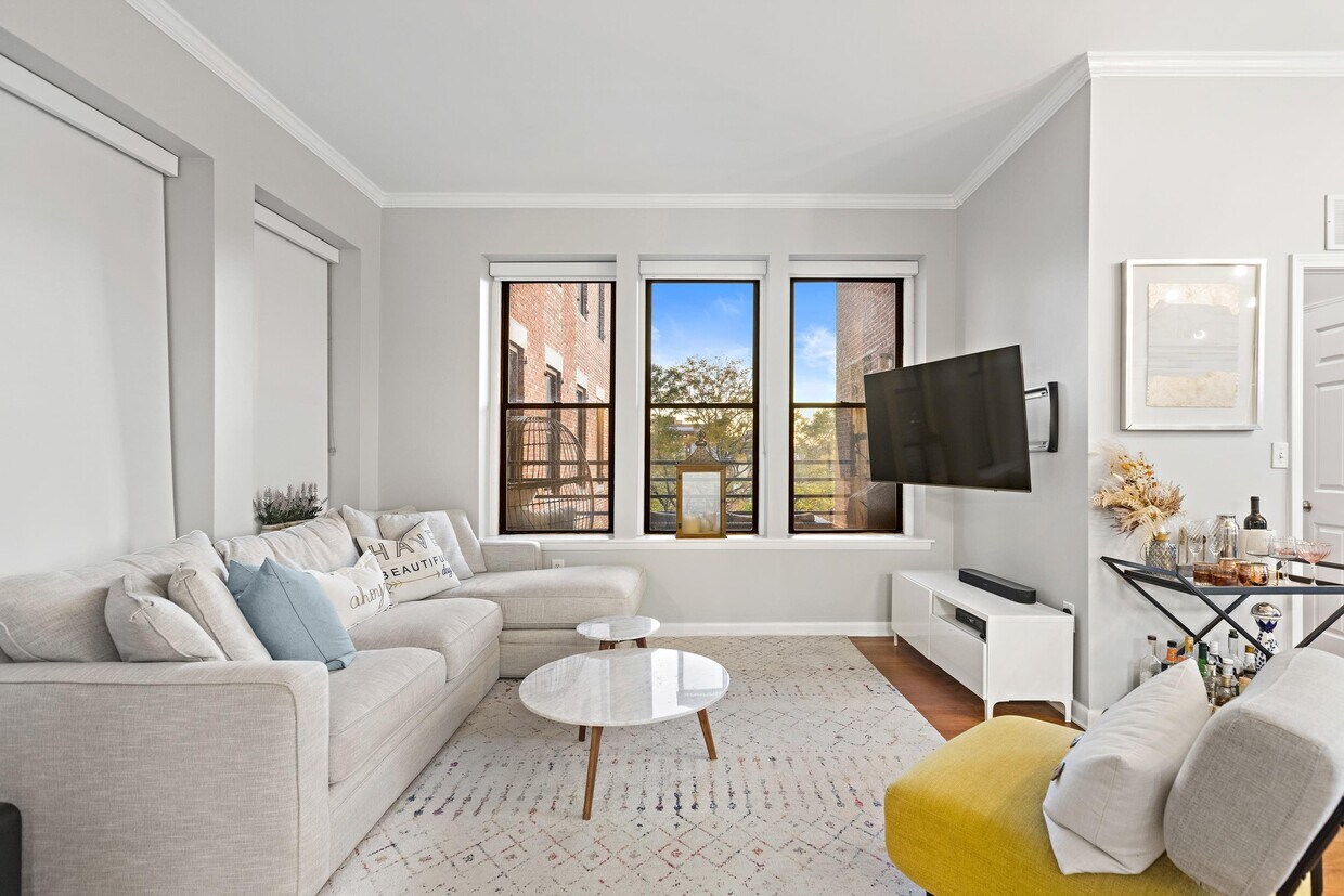 Foto principal - 187 Wayne St