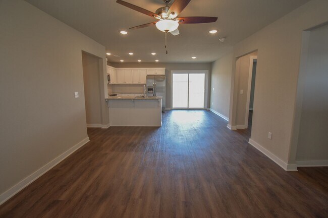 Building Photo - Nice  3 Bed 2 Bath Home in Farmington!