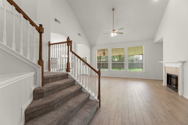 Foto del edificio - 20211 Black Canyon Dr