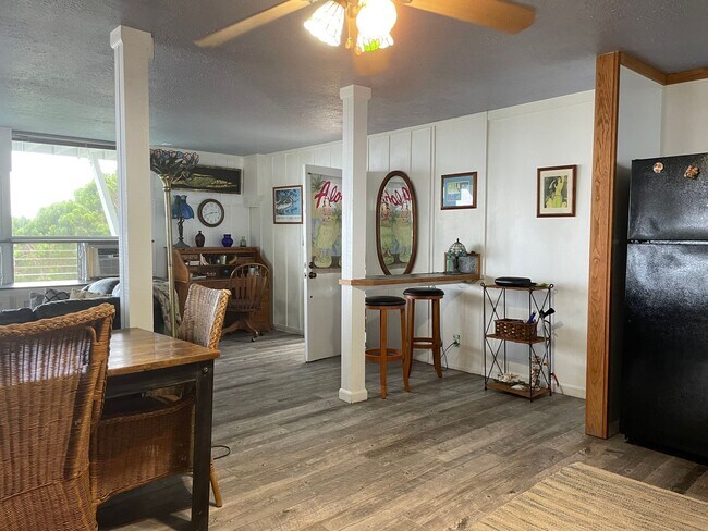 Foto del edificio - 1 bedroom with Kaneohe Bay Views & pool