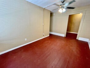 Building Photo - 1814 Ave M 1/2