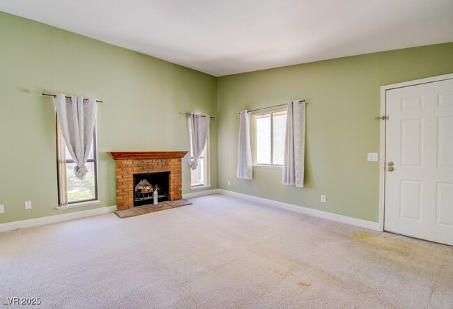 Building Photo - 2212 Sunfish Dr