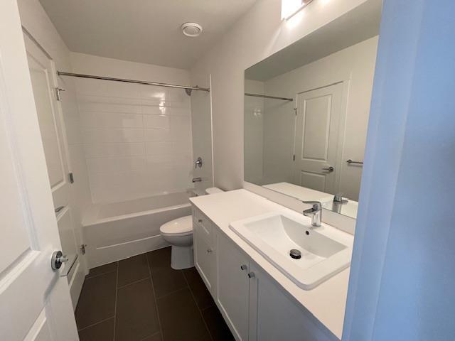 Building Photo - 16633-16624 24 Ave