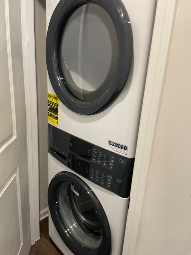 Foto del edificio - 1221 Pickens St