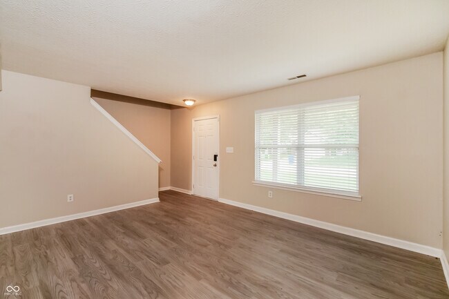 Foto del edificio - 11029 Waterfield Ln