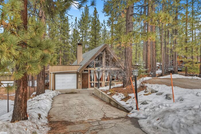 Primary Photo - Centrally Located in Big Bear Lake