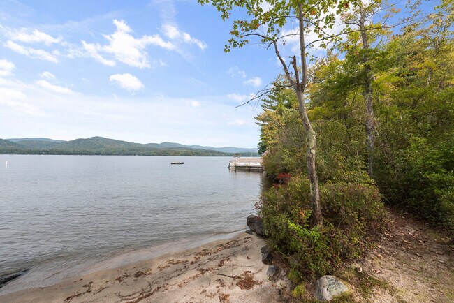 Building Photo - Squam House