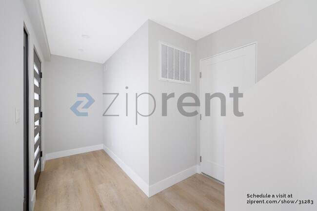 Building Photo - 2087 S El Camino Real