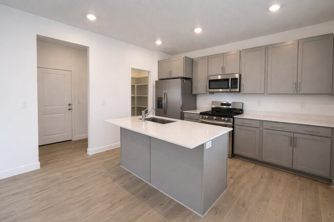 Foto del edificio - 1642 W Blue Flax Dr