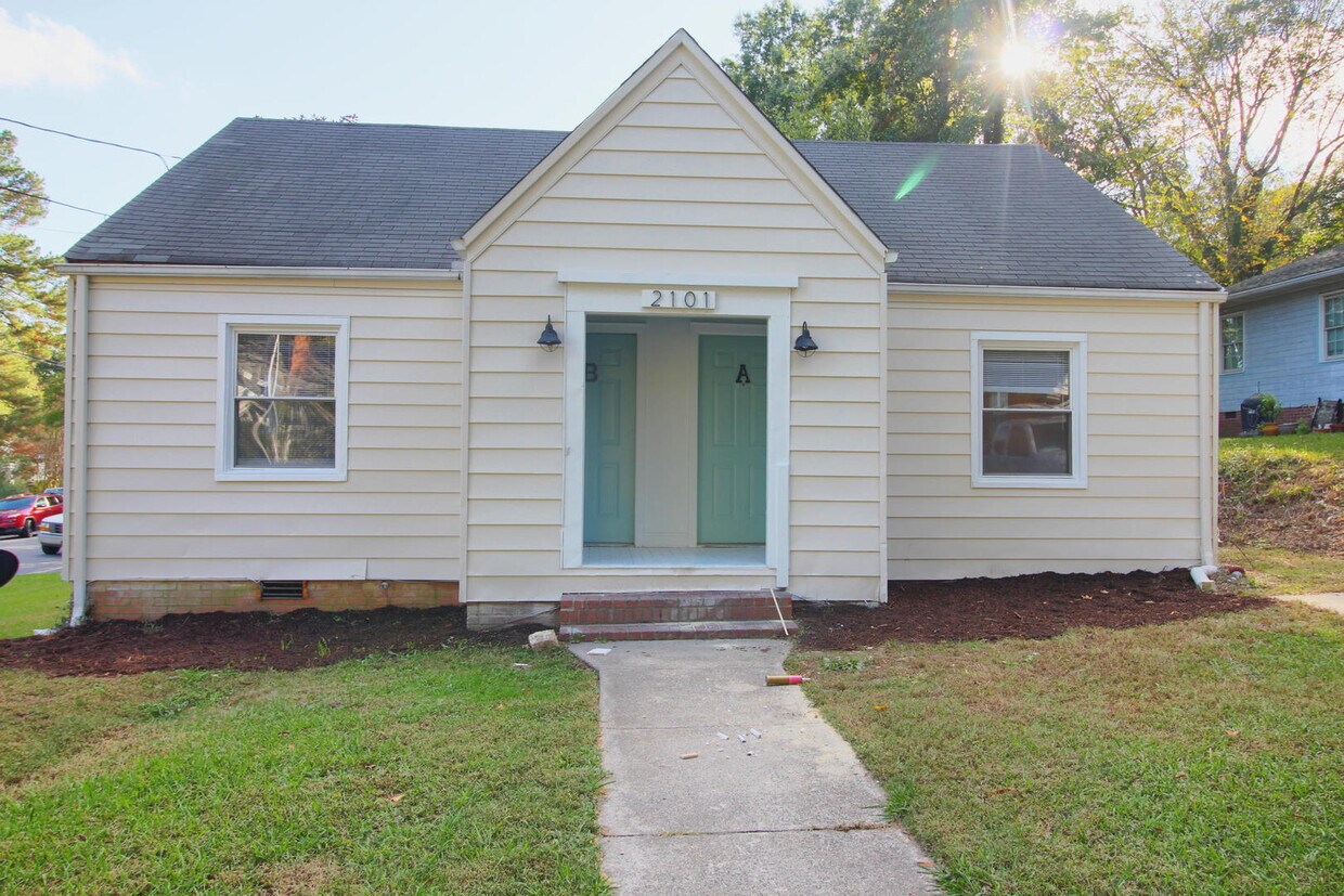 Primary Photo - 2101 Ward St