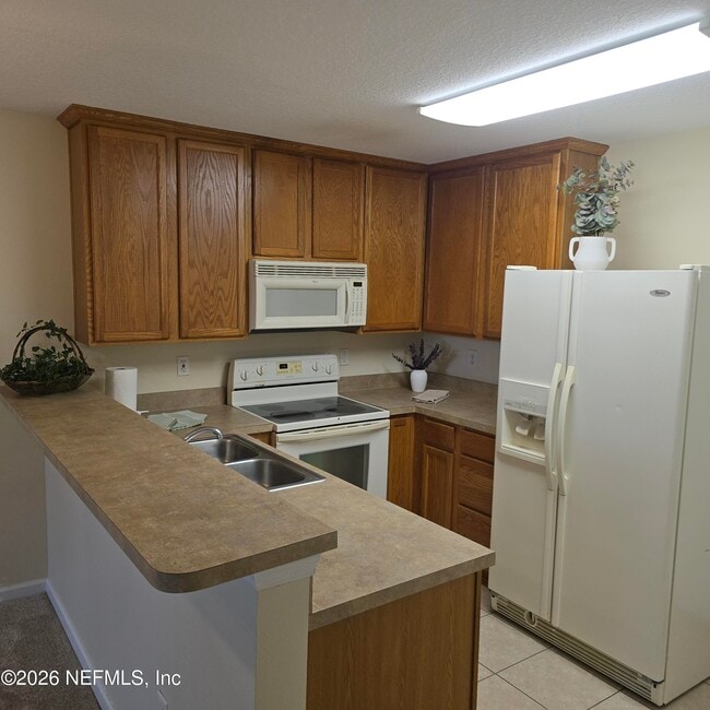 Building Photo - 1500 Calming Water Dr