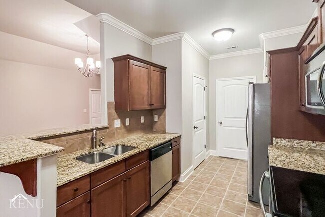 Foto del edificio - 166 Lorrin Ln