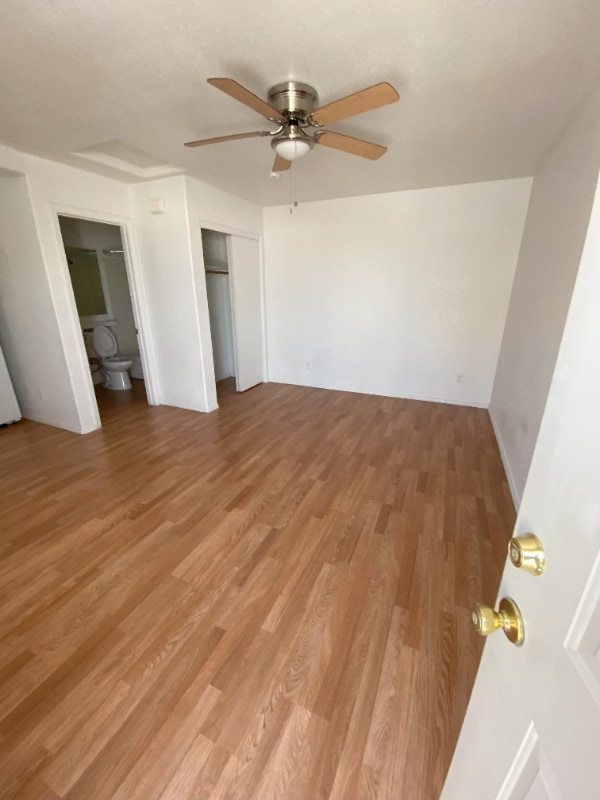 Building Photo - 1580 E Courtney Pl