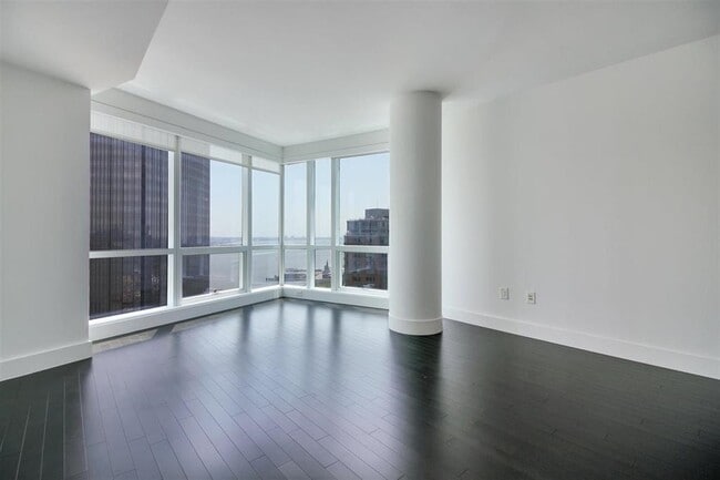 Foto del edificio - 77 Hudson St