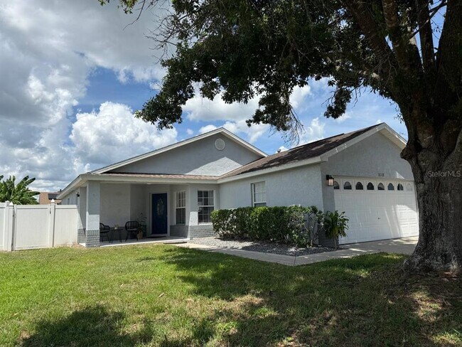Foto del edificio - 1648 Oak Hill Trail