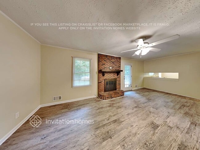 Foto del edificio - 5295 Corinth Cir