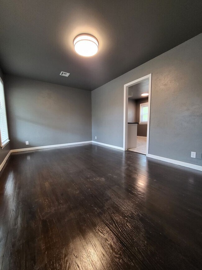 Foto del edificio - Recently Updated! (2) Bed/(1) Bath SE Norm...