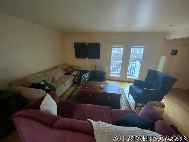 Foto del edificio - 36 Raymond St