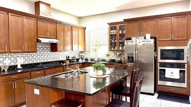 Foto del edificio - 9160 Olmo Ct