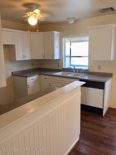 Building Photo - 3 bedroom in Sunland CA 91040