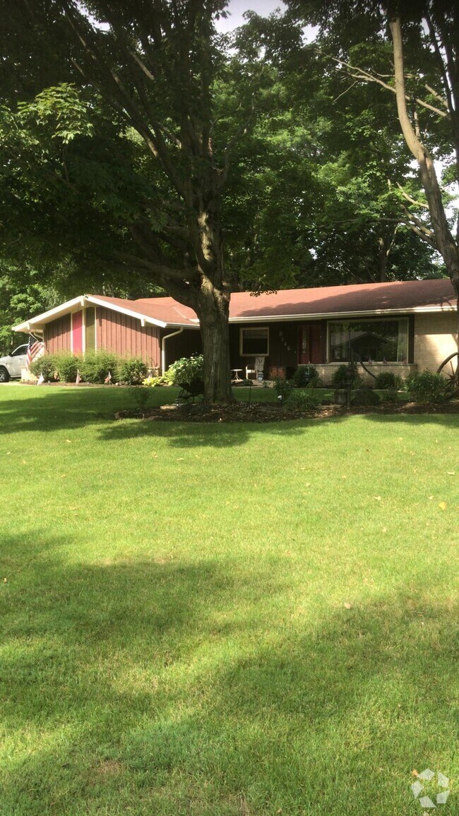 Houses For Rent in Brookfield WI 9 Homes