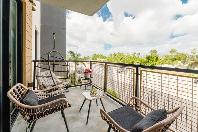 Foto del edificio - 2750 Griffin Rd