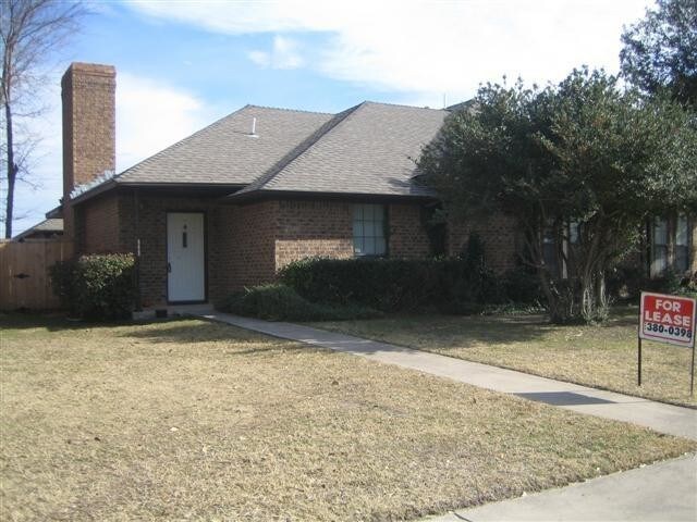 Primary Photo - 3915 St Christopher Ln