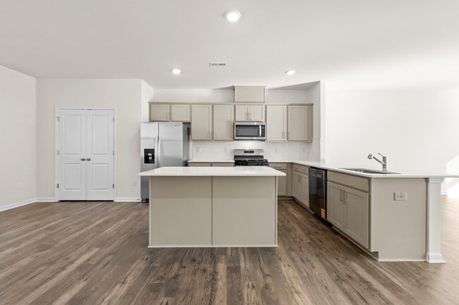 Building Photo - 2259 Horton Pk Dr