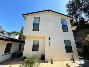 Building Photo - 3806 Marron St