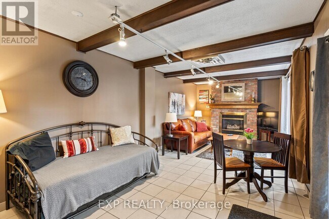 Photo du bâtiment - 11538 Longwoods Rd
