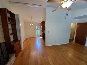 Foto del edificio - 4527 Avenue H