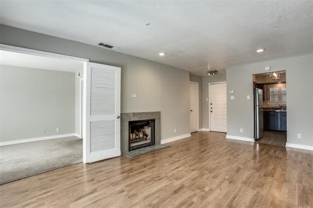 Building Photo - 4303 Buena Vista St