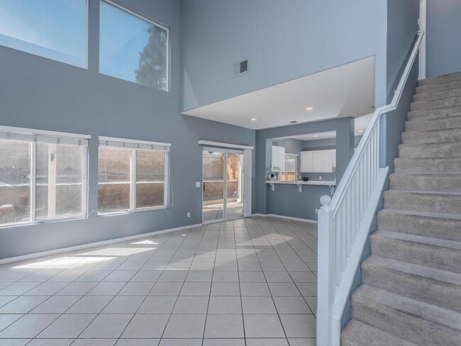 Building Photo - 9725 Kika Ct