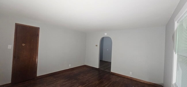 Building Photo - 2110 Rangeline Rd