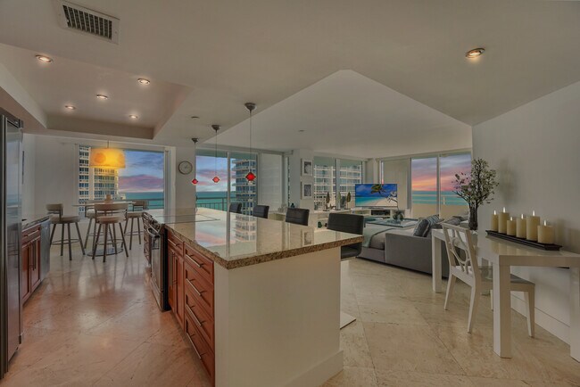 Foto del edificio - 400 S Pointe Dr