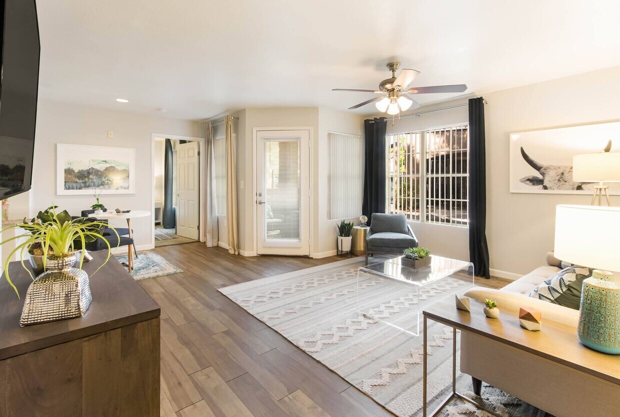 Arcadia Cove Apartments 2252 N 44th St Phoenix, AZ
