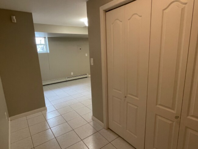 Building Photo - 36 Margaret St