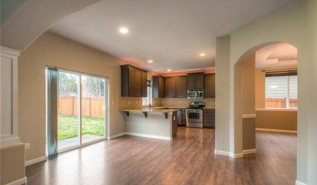 Foto del edificio - 3800 Southlake Dr SE