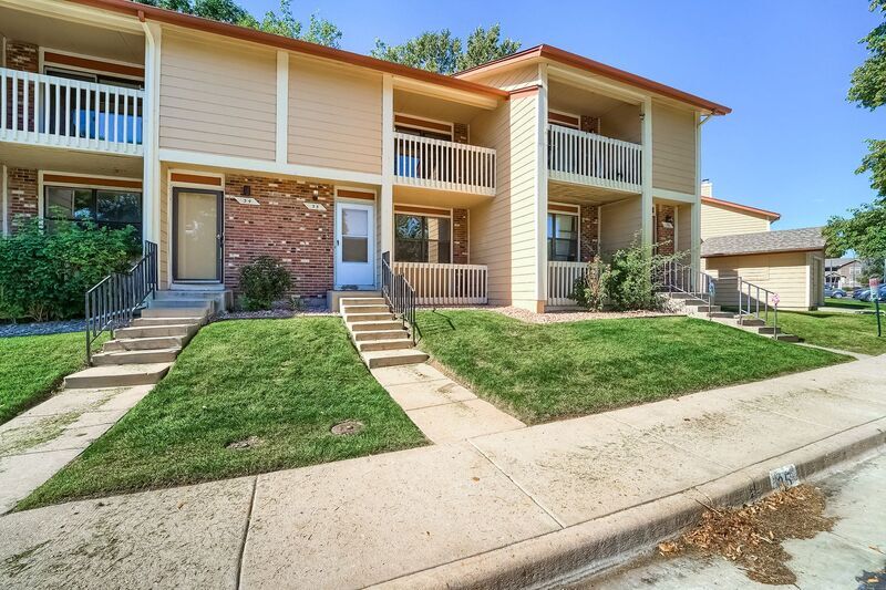 11634 Community Center Dr, Northglenn, CO 80233 Townhome Rentals in