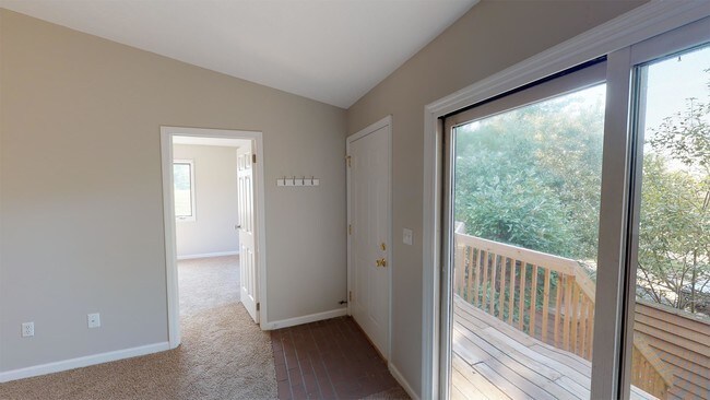 Foto del edificio - 9621 S Lake Ridge Dr
