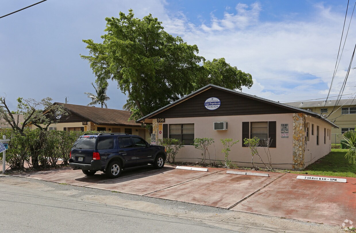 Foto del edificio - 708 NE 14th St