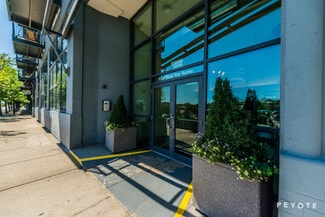 Building Photo - 1224 W Van Buren St