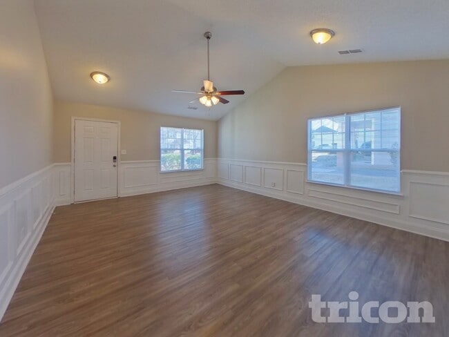 Building Photo - 340 Peachtree Rd