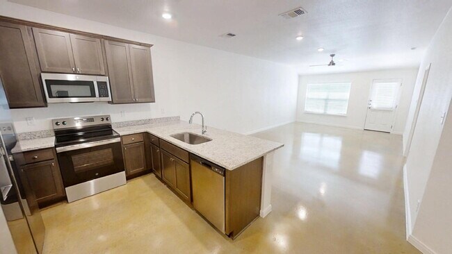 Foto del edificio - 907 Switchgrass Dr