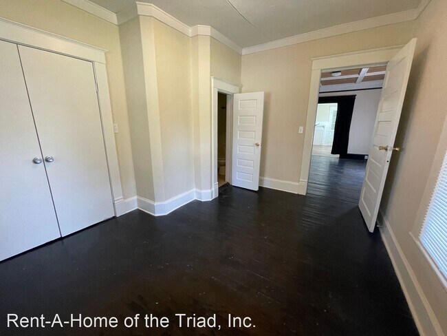 Foto del edificio - 2 br, 2 bath House - 925-A Pearson Street